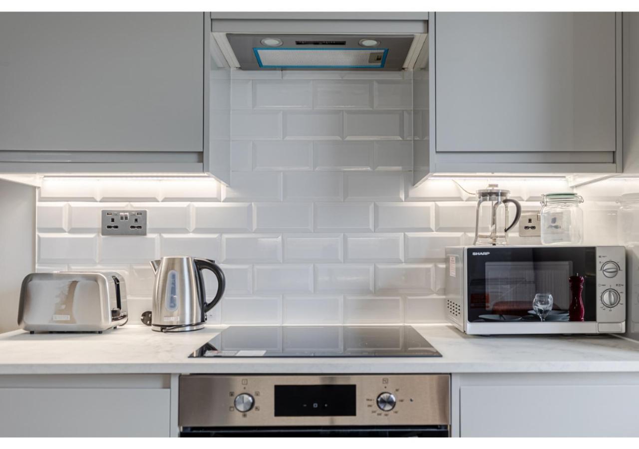 Cozy And Stylish 2 Bedroom Flat In Greater London Bagian luar foto